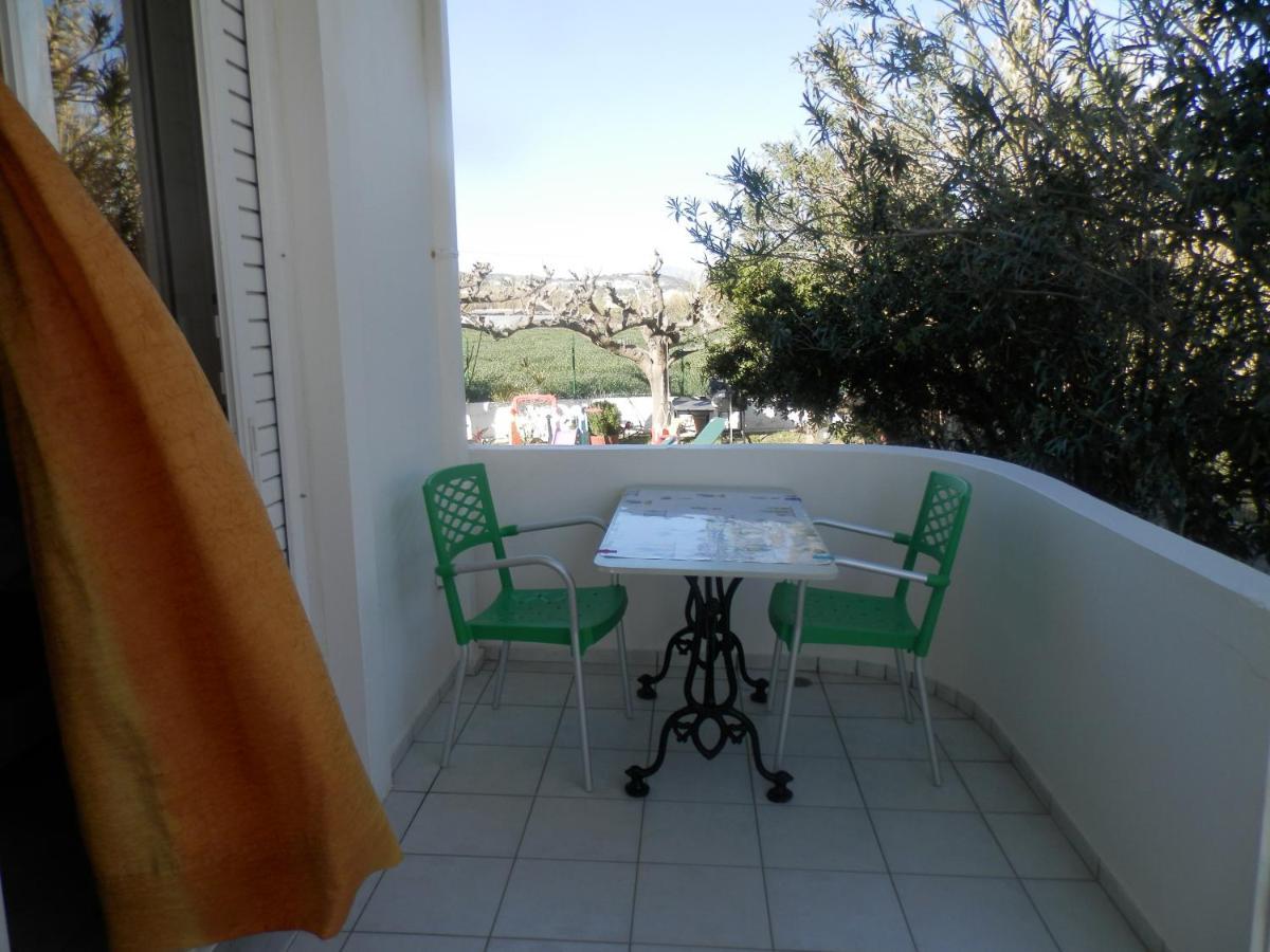 Silvi Mari * Platanes (Rethymno)