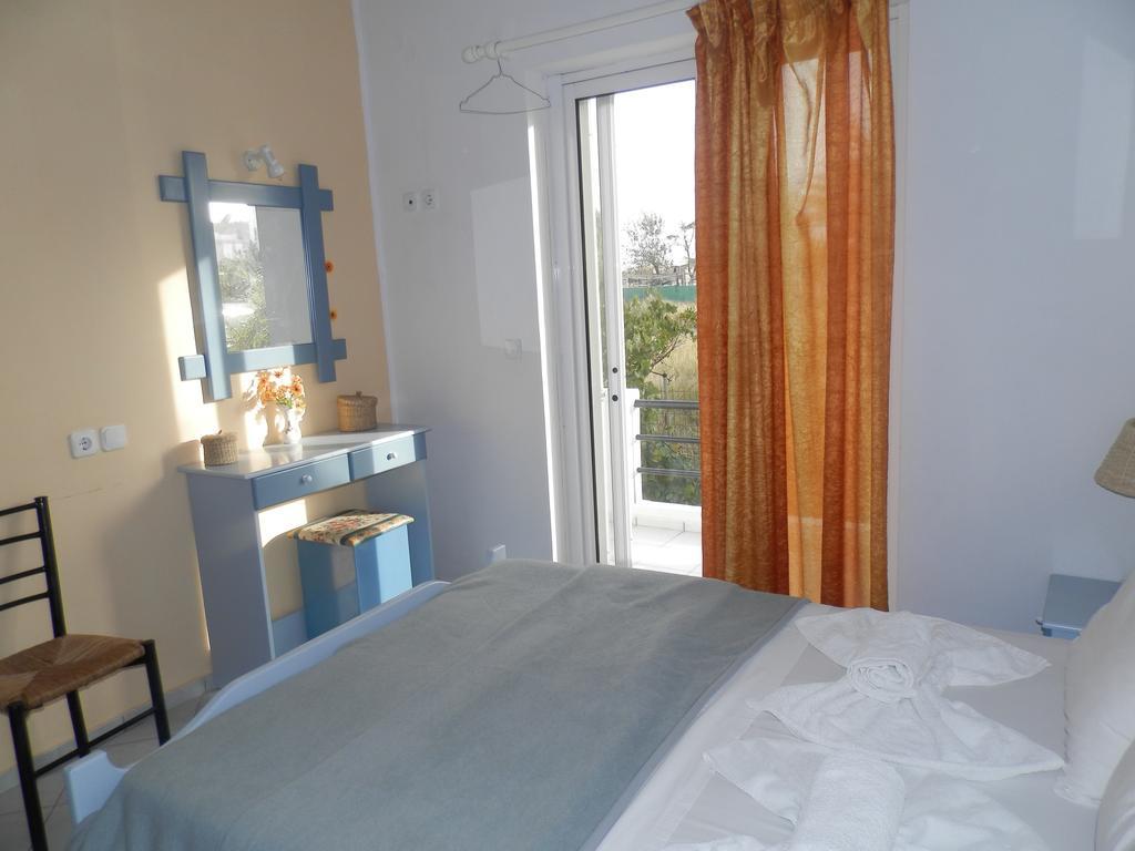 Silvi Mari * Platanes (Rethymno)